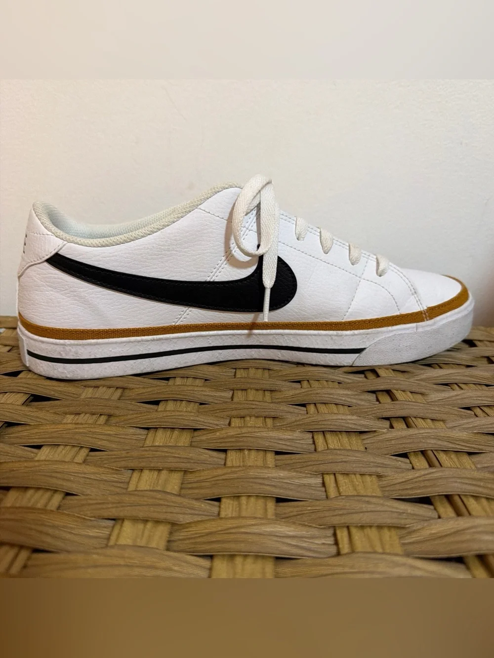 Nike Court Legacy Men’s 11.5 White Black Brown Athletic Leather Shoes Sneakers